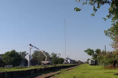 Ponen a punto la estación de Cevil Pozo para que la espera del tren sea más cómoda