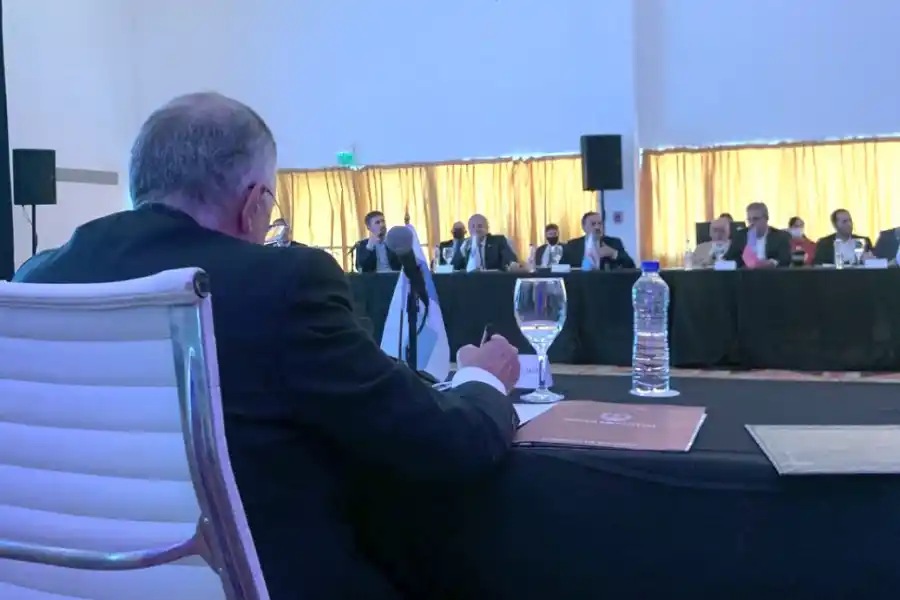 EN REUNIÓN. Jaldo forma parte de la asamblea de gobernadores del Norte Grande. Foto: Comunicación Pública