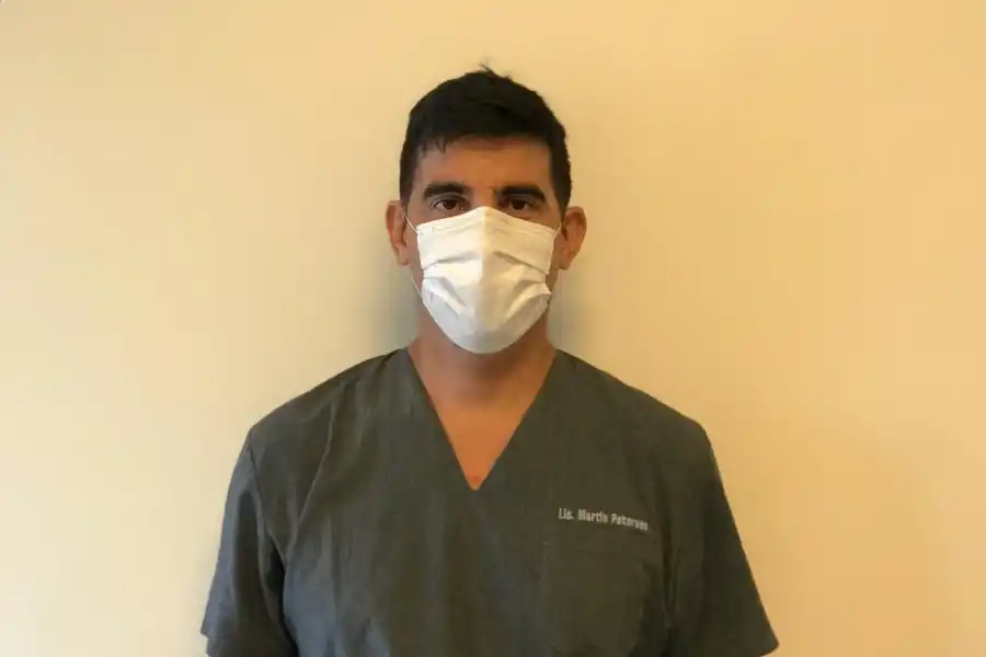 El médico Martín Petersen
