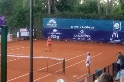 Ormaechea no aprovechó el desgaste de Fruhvirtova y la checa se quedó con la Copa LA GACETA