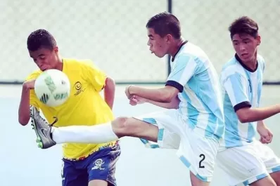Fútbol: “Jugar en la Selección me cambió la vida”