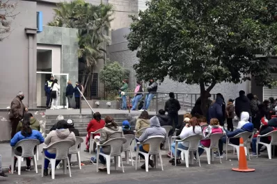 Covid: el Ministerio de Salud de la Nación elimina la recomendación de distanciamiento obligatorio