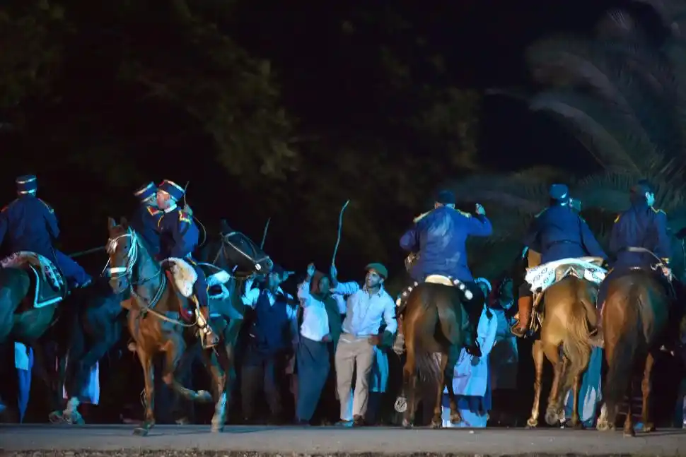ELENCO. De la escenificación participaron cientos de personas entre ellos veraneantes y lugareños.  