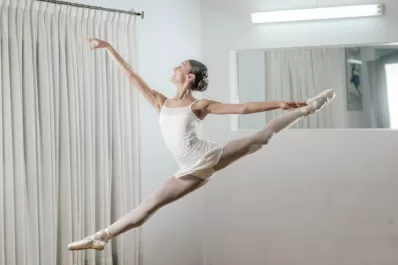 Una bailarina tucumana fue becada para estudiar en el Colón