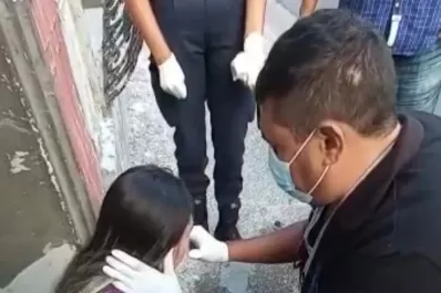 Incidente por un espejo: una mujer denunció que fue atacada por otra mujer en la vía pública