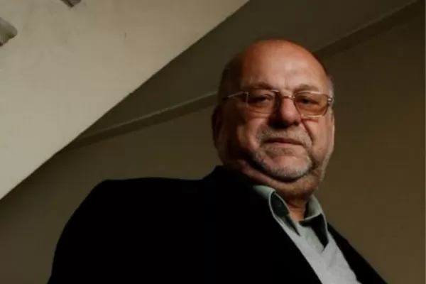 El dirigente K que golpeó a una empleada de la terminal de ómnibus fue citado a indagatoria y pidió licencia