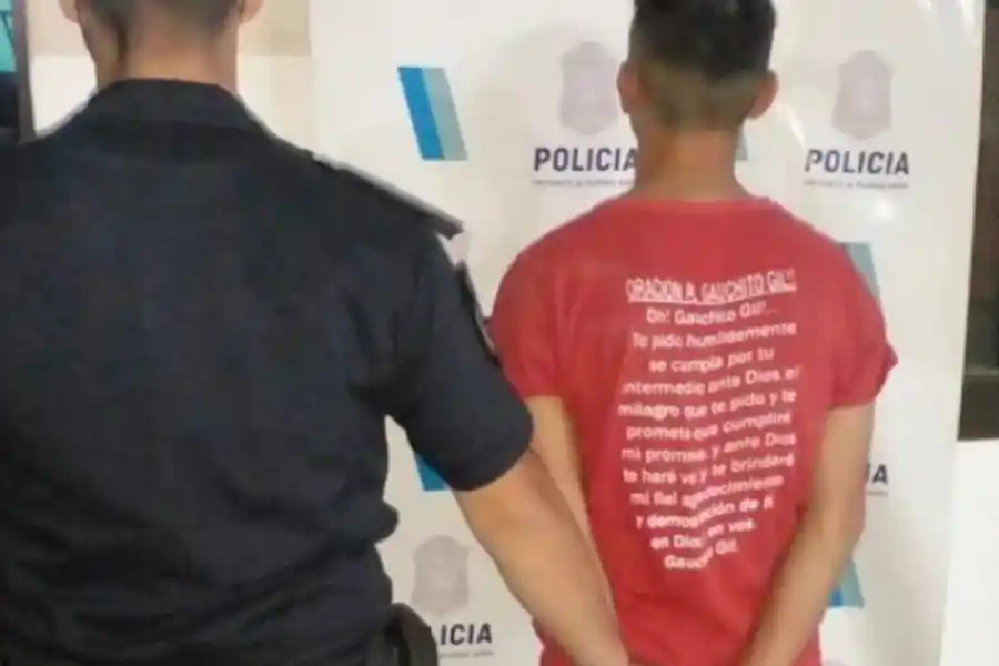 El joven quedó detenido.