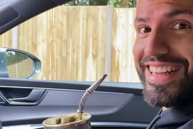 Kun Agüero confesó que no puede tomar más mate ni café