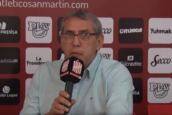 El presidente de San Martín de Tucumán no descartó la rescisión de contratos de jugadores