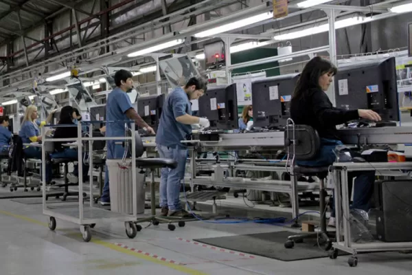 El uso de la capacidad instalada de la industria alcanzó el 67,5% en abril