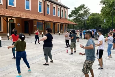 Clases gratuitas de salsa y bachata