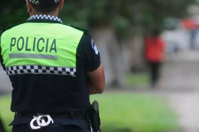 Un joven circulaba armado en una moto y terminó detenido