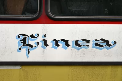 Esos detalles del “bondi” que generan una sonrisa