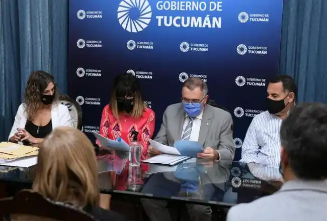 PRENSA Y COMUNICACIÓN