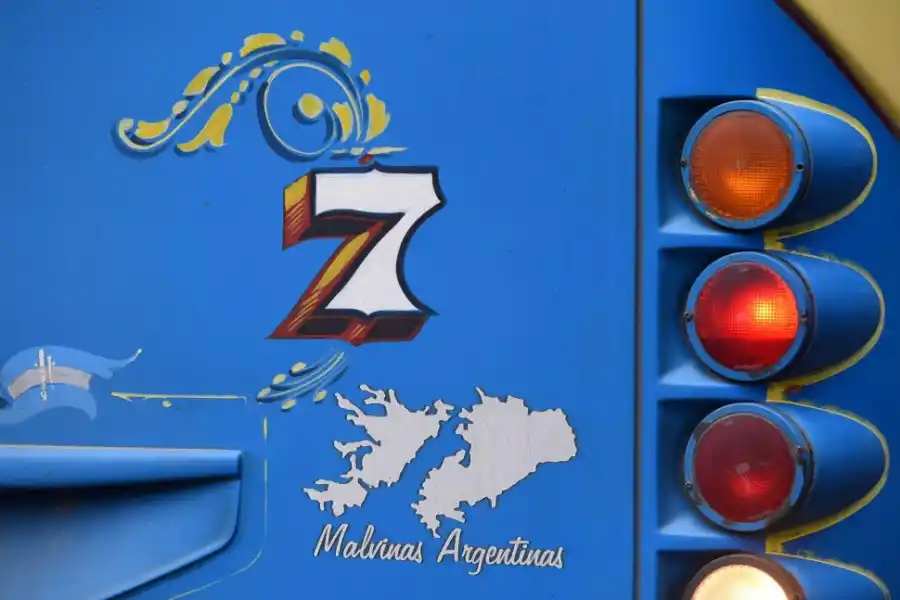 A TODA VELOCIDAD. El galgo es otro de los símbolos de una empresa prestadora del servicio.