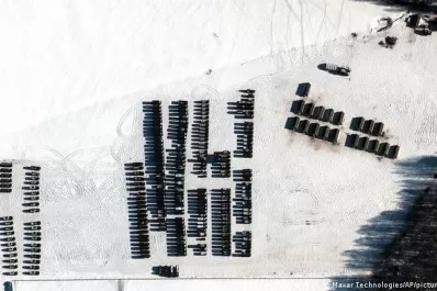 Qué muestran las imágenes satelitales sobre los movimientos del ejército ruso