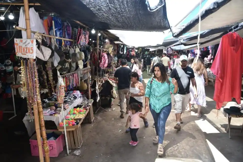 MUCHO PASEO, POCA COMPRA. Los comerciantes no están conformes. la gaceta / fotos de osvaldo ripoll 