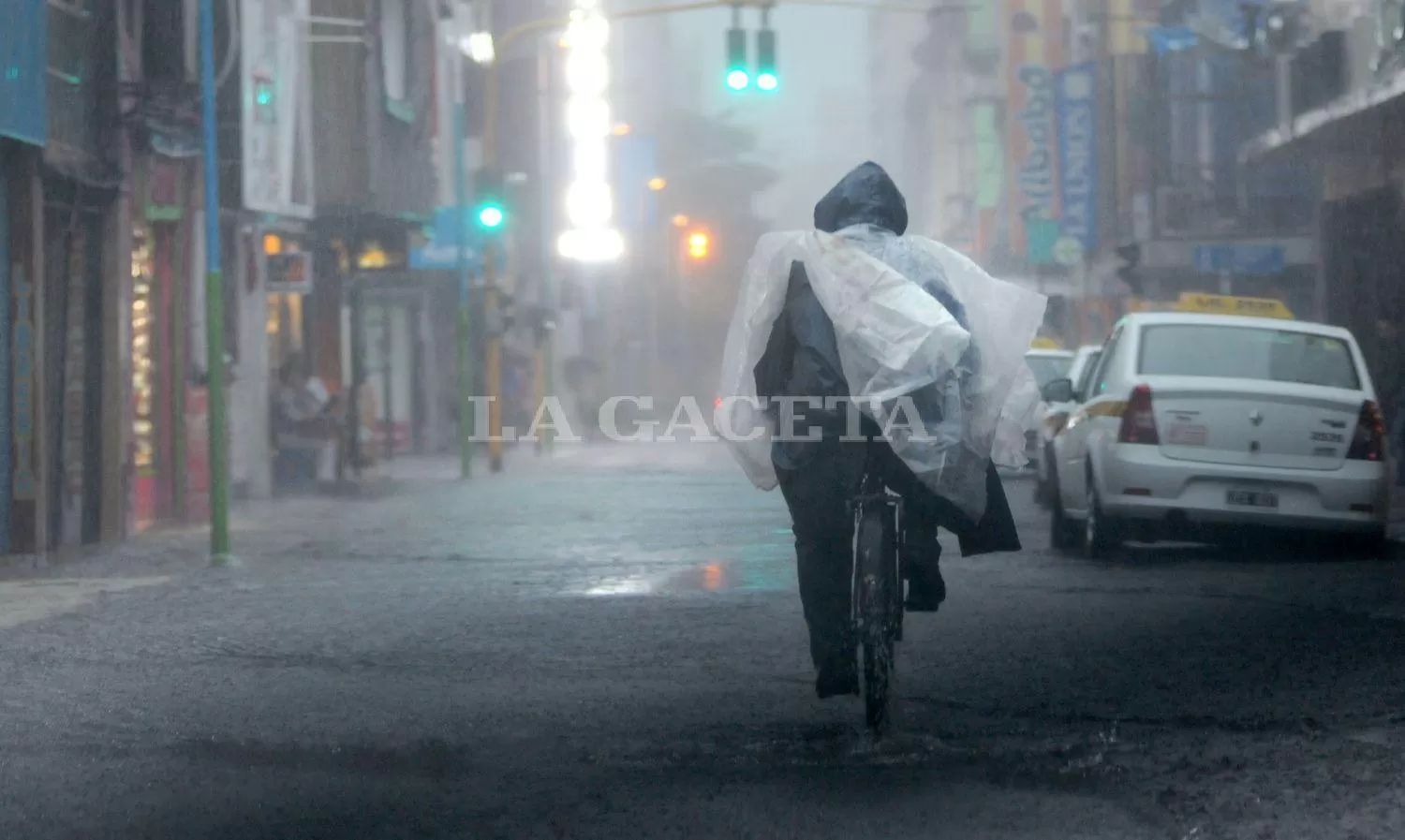 Tucumán continúa en alerta amarilla por lluvias y tormentas