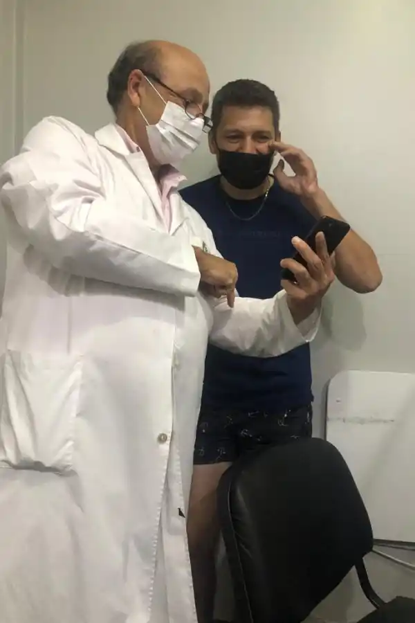 Alfredo perdió y recuperó los brazos y enfrenta todo como un desafío 