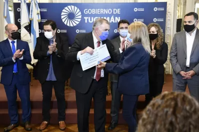 Deserción escolar en Tucumán: Vamos a ir a buscar a los chicos a la casa, afirmó Jaldo