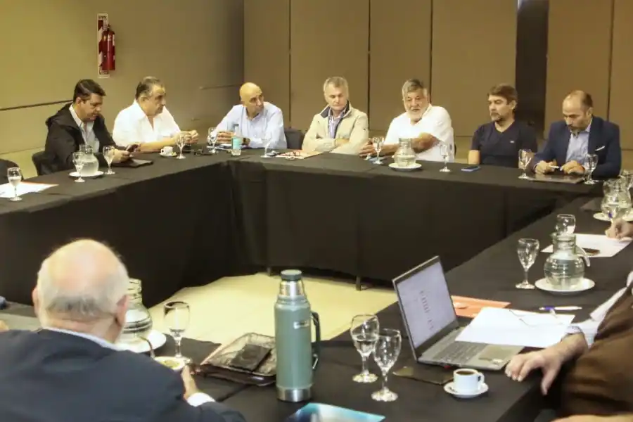 En Tafí del Valle, Industriales de UniNOA delinearon acciones para fortalecer el sector