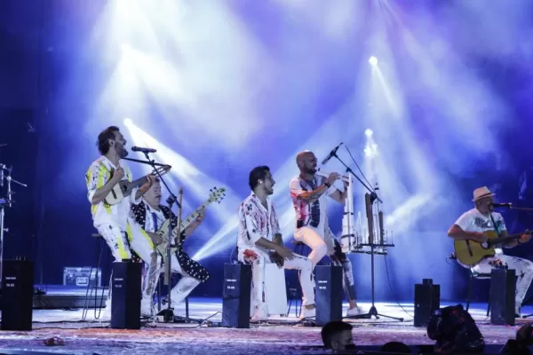 Los Tekis invitan a vivir su carnaval por streaming