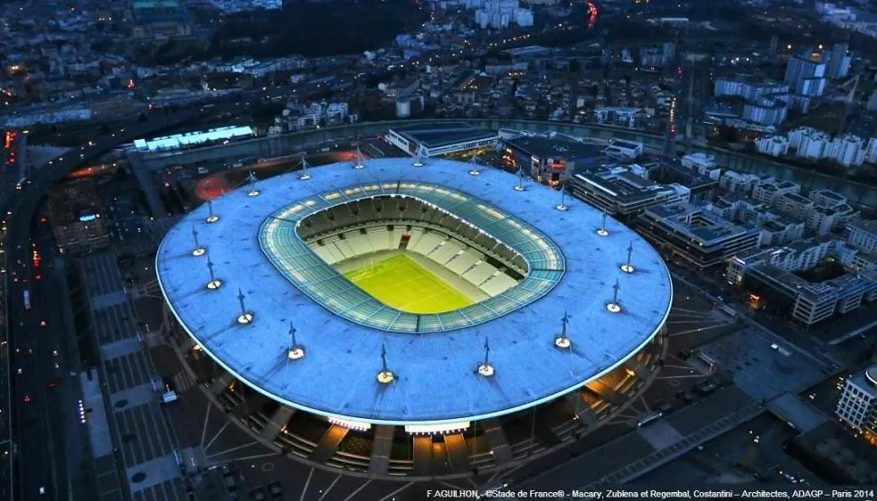 SE MUDA A PARÍS. La final de la Champions cambió sede y eligió el “Stade de France”, donde ya se jugó en 2000 y 2006. 