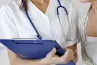 El Gobierno autorizó a las prepagas aumentos en mayo, junio y julio: de cuánto será la suba