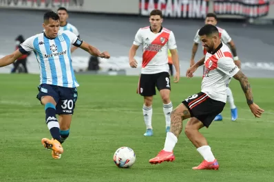 River se durmió en el segundo tiempo y Racing le empató el clásico del domingo