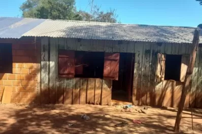 Se electrocutaba y quisieron salvarla: murieron los tres