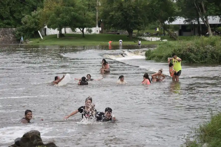 Un domingo espectacular para el último chapuzón 