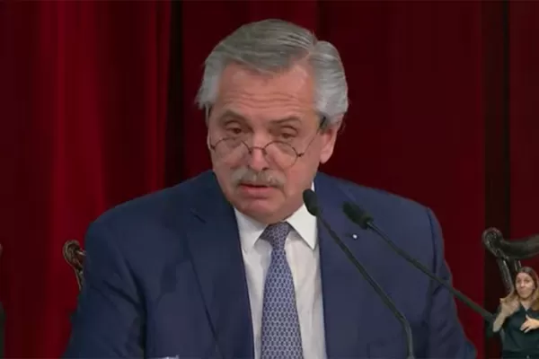Otra vez, el Presidente dijo que enviará un proyecto para reformar lo servicios de inteligencia