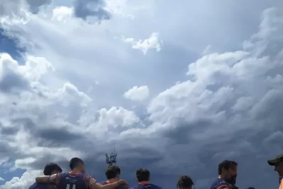 Rugby: Naranjitas a la carga