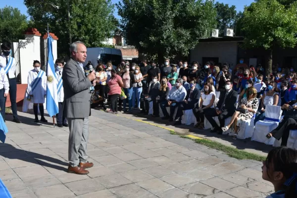 Se abrió el ciclo lectivo en las escuelas municipales de la capital