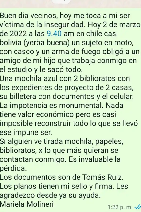 PEDIDO. Mediante sus redes sociales, la arquitecta Mariela Molineri pide que le devuelvan unos biblioratos casi imposibles de reconstruir