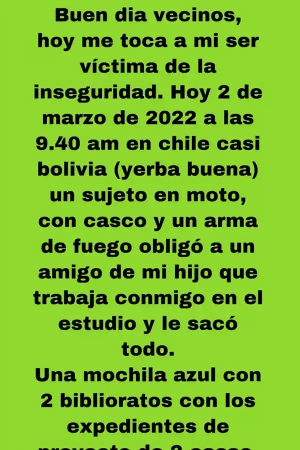 PEDIDO. Mediante sus redes sociales, la arquitecta Mariela Molineri pide que le devuelvan unos biblioratos casi imposibles de reconstruir