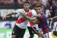 River ganó y llegó a la cima