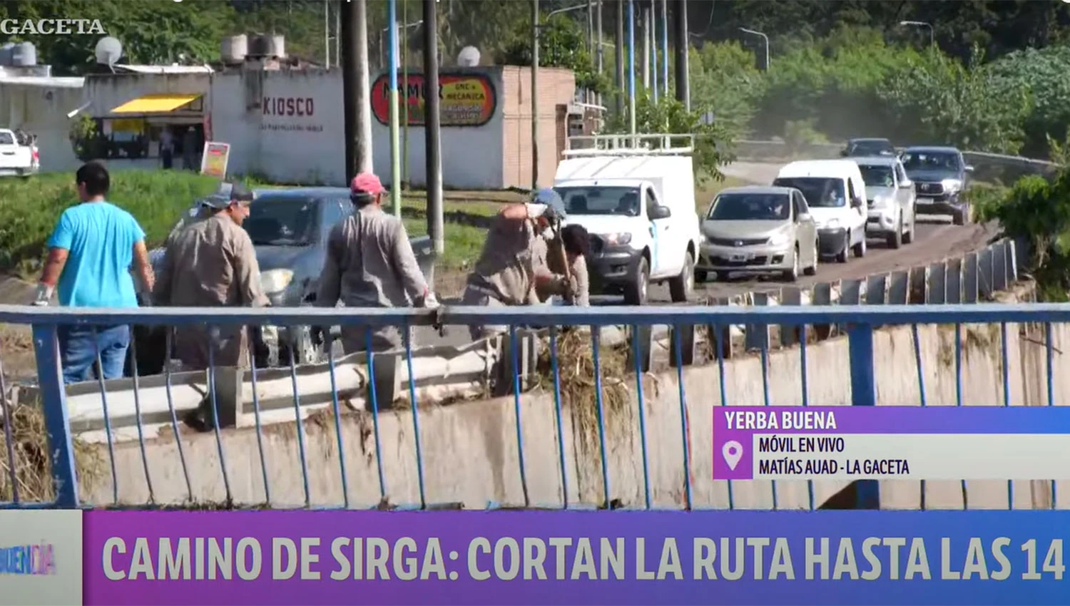 LIMPIEZA. Operarios trabajarán hasta el mediodía en el canal Sur, en la zona del Camino de Sirga y el Camino del Perú.  CAPTURA DE VIDEO