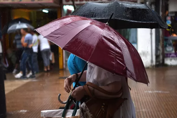 Alerta meteorológica por lluvias para Tucumán a partir de la medianoche