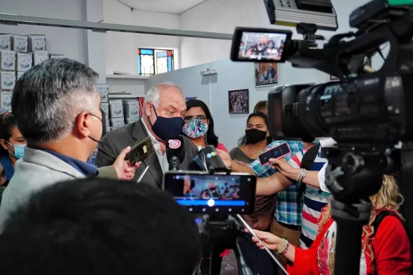 Según una consulta popular de Libres del Sur, el 92,9% de los tucumanos no quiere un acuerdo con el FMI
