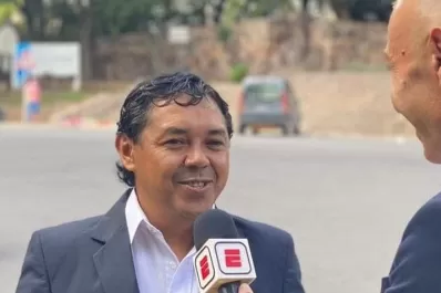Locura por el “doble” salteño de Marcelo Gallardo