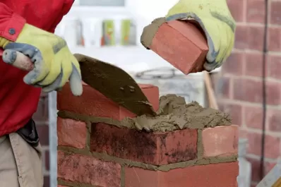 La construcción continúa sobre los niveles precovid en más de un 20%