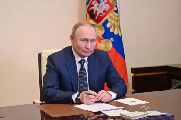 Reacción de Putin: Rusia sólo aceptará pagos en rublos por el gas que le vende a Europa
