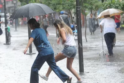 Tucumán se mantiene bajo alerta de nivel amarillo por tormentas fuertes
