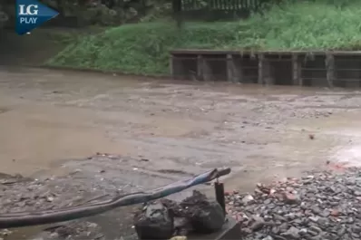 Inundaciones en Yerba Buena: empieza a llover y comenzamos a recoger las cosas importantes