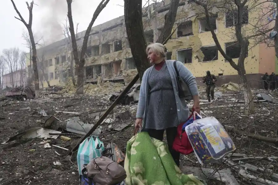 Así quedó la maternidad de Mariúpol tras el bombardeo ruso