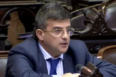 Cisneros: Lo que más les molesta es que no hay reforma laboral ni jubilatoria