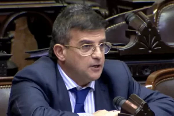 Cisneros: Lo que más les molesta es que no hay reforma laboral ni jubilatoria