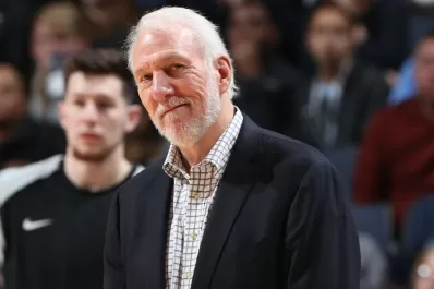Gregg Popovich: el eterno entrenador de Spurs se convirtió en el técnico con más victorias en la historia de la NBA