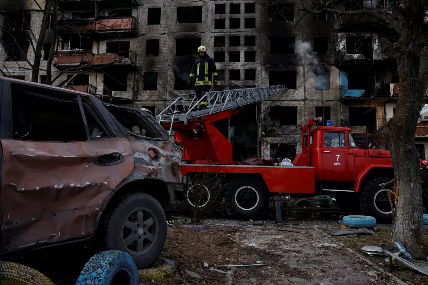 DESTRUCCIÓN. Rusia invade Ucrania. Continúan los ataques, pese a las expectativas por el diálogo. Foto de Reuters